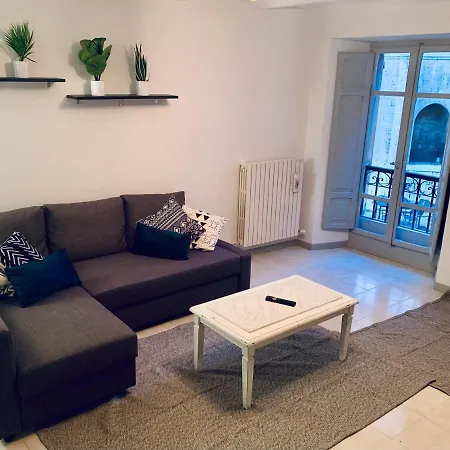 Apartment Lovely 2 Bedroom Steps From Ascoli's Stunning Piazza Del Popolo
