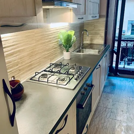 Apartment Lovely 2 Bedroom Steps From Ascoli's Stunning Piazza Del Popolo