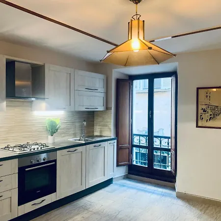 Lovely 2 Bedroom Steps From Ascoli's Stunning Piazza Del Popolo Ascoli Piceno