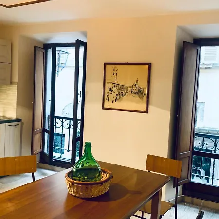 Lovely 2 Bedroom Steps From Ascoli's Stunning Piazza Del Popolo